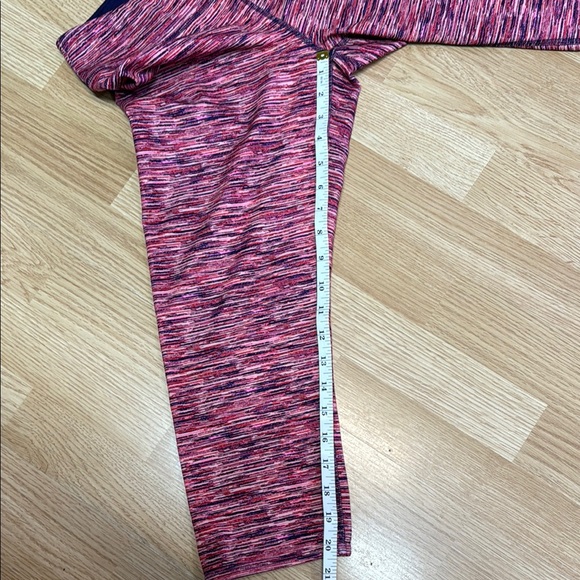 Maurices Pink and Purple Capris with Stretchy Athletic Fabric - Picture 10 of 12